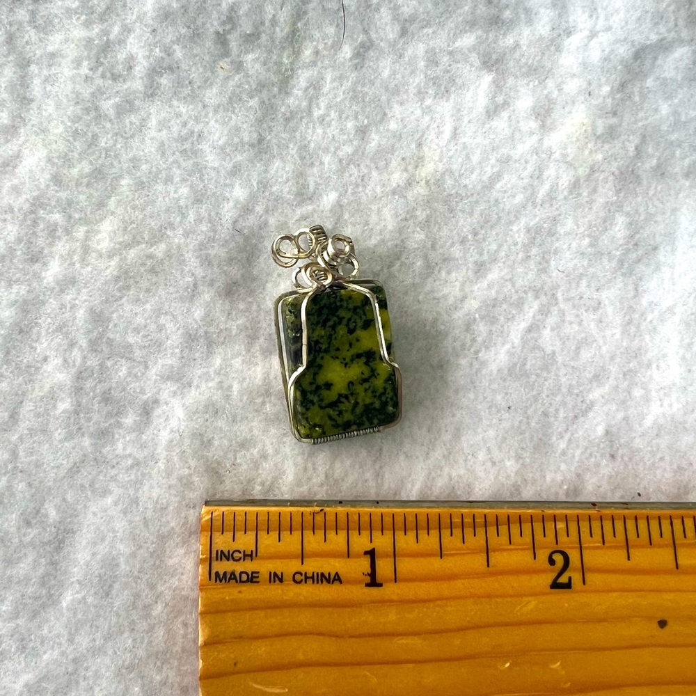 Wire wrapped stone pendant